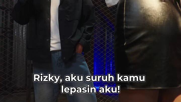 terjebak bersama bos cantik eps5