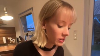 Seorang gadis Jerman yang 7 tahun lebih muda dariku mengajakku ke rumahnya untuk pertama kalinya dan