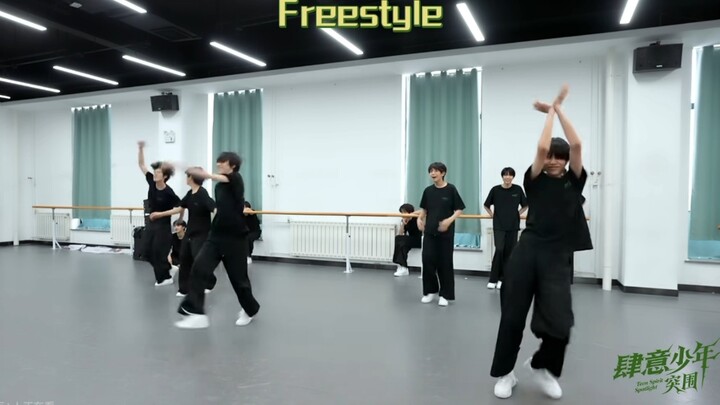 The way those few of them dance is amazing and so full of feeling!