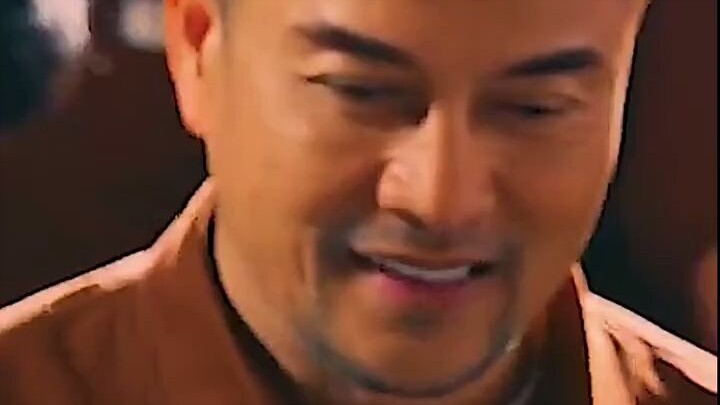 “Klasik film Hong Kong, film yang digerakkan sendiri oleh Kakak Zha!”