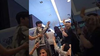 When your relationship is public 😊 #taynew #cherrymagicth #tawan_v #newwiee