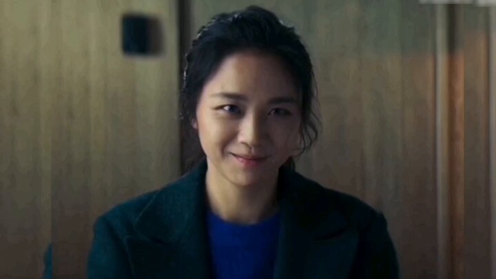 Wow! Among a bunch of oily, watery skin, my sister wins with calmness and class! [Tang Wei]