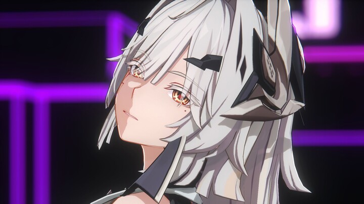 White hair Hi Si Da Lei, triple happiness 😍