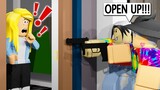 BREAKING IN people's houses in brookhaven (roblox)