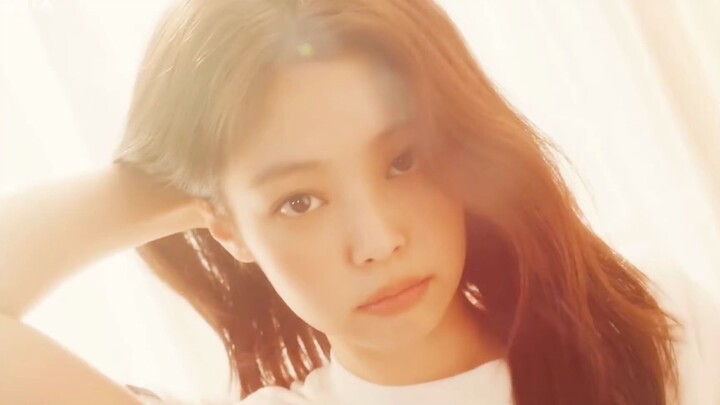 [BLACKPINK] The acoustic version of "Lovesick Girls" is absolutely stunning.