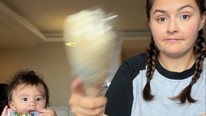 美国妈妈给8月龄宝宝制作感官玩具