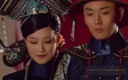 เมิ่งจิ้งเสวียนเหนือกว่าฮวนปี้ในเรื่องเล่ห์กล แต่ฮวนปี้ไม่เคยเล่นเกมต่ำเลย