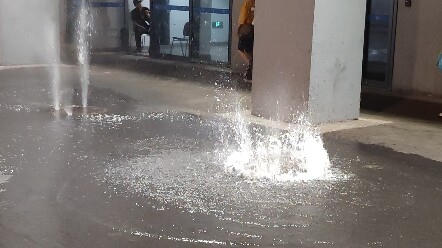 2023 Shanghai BW Insane Manhole Cover Water Spray