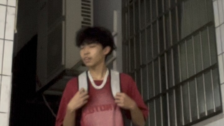 Âm nhạc này thật quen thuộc, vũ điệu mạnh mẽ