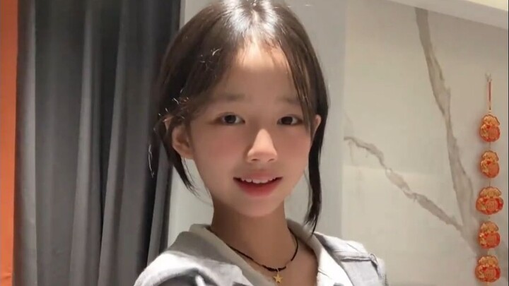 今日推荐：女初甜妹小忆^精彩视频合集