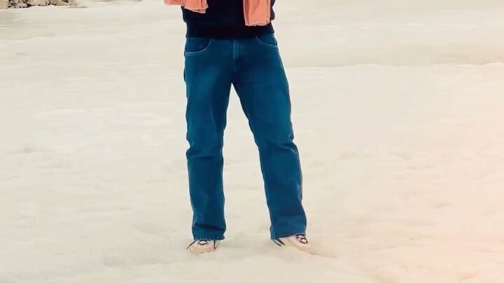 snowfall enjoy time 🌨️🏔️🧣