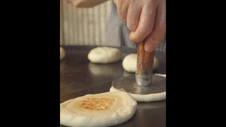 ตลาดนัมแดมุน อากุงกิ โฮต็อก