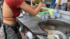 The Most Hardworking Girl In Bangkok Banana Pancake Roti Served By Beautiful Th