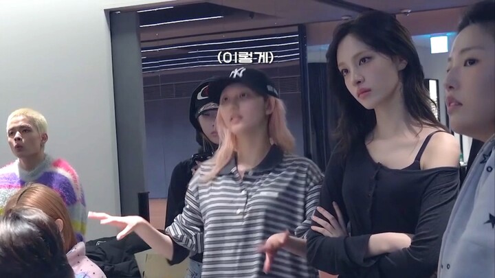 [liz] She's so beautiful even without bangs!