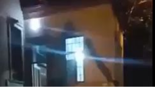camide Sagopa Kajmer - Baytar dinleyen gençler