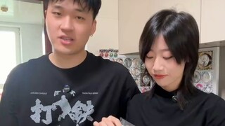 Được rồi, được rồi, chúng ta hút thuốc nhé?