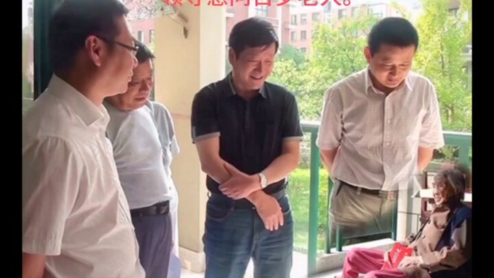 تلك الصور الدعائية التي كنا نشاهدها في تلك السنوات؟