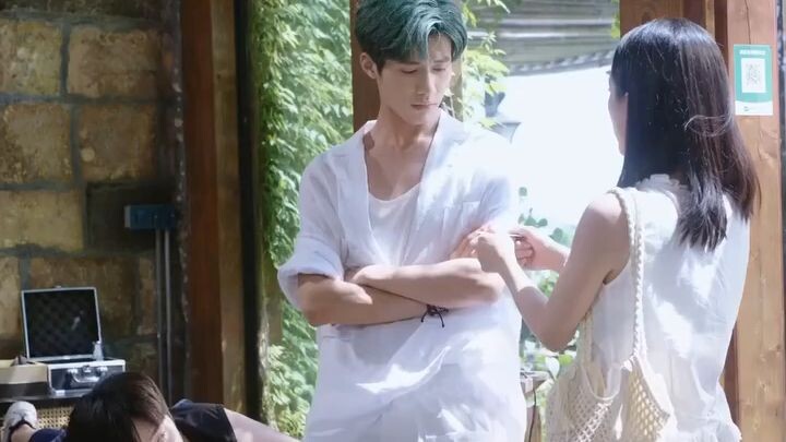 เด็กสาววัย 18 ตกหลุมรักเจ้าพ่อเย็นชา