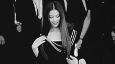 New Queen! 220923 TWICE PRADA official Twitter updates SANA related