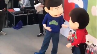 【A Song】Kong Song Puppet Live Freestyle Dance Goodbye