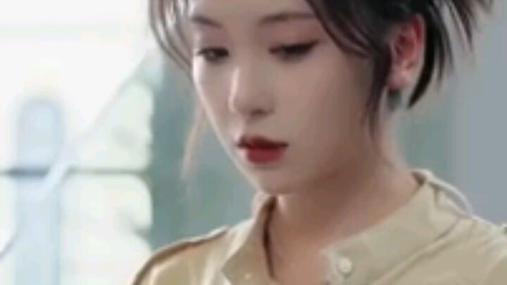 1.After her inner thoughts were overheard she rose from universally disliked to the darling heiress!