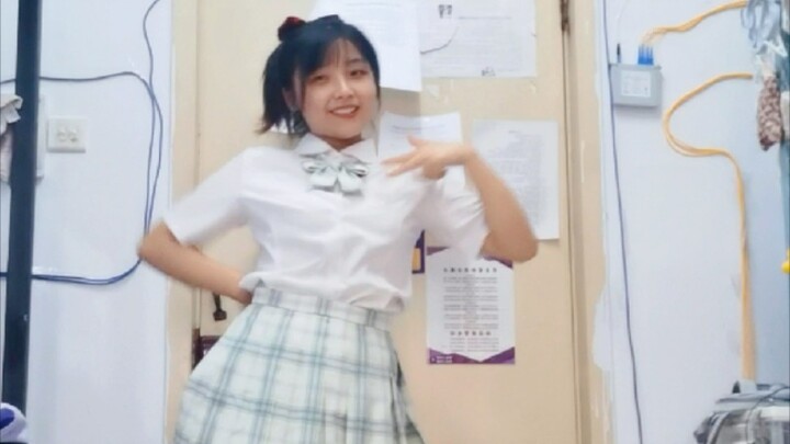 原相机下的肉肉小短腿元气jk少女的爱你❤️自己拍舞蹈视频的真实模样