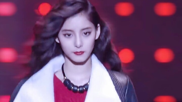 This is the aesthetic that best suits most Asian girls—so beautiful it hits right in the heart!