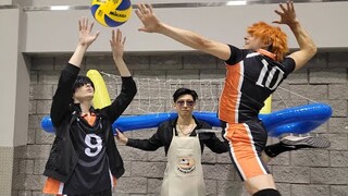 SPIKING ON CON-GOERS @ MEGACON 2022 (ft. Hinata and Kageyama from HAIKYUU!!)