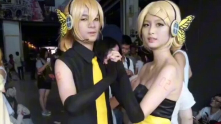 “Hội chợ anime cách đây tám chín năm trông như thế nào?”
