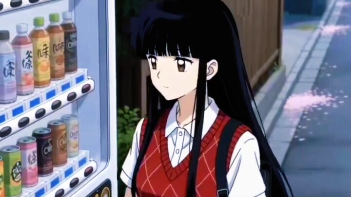 Kikyō isn’t in the Sengoku period—she’s in the modern era. Do you like this version of Kikyō?