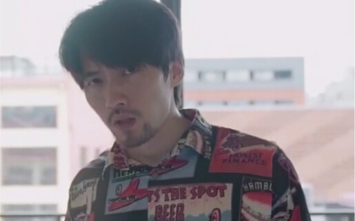 ช่วยคนหยิบของจนมีท่าทางเหมือนคนเก็บของเก่า คงไม่มีใครนอกจากฉันแล้วล่ะ