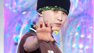 SEVENTEEN夫硕顺回归新曲【牛仔裤】打歌舞台