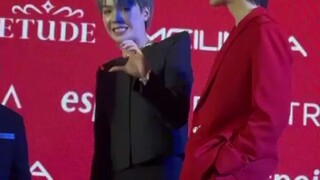 Ang sweet nila 🥰🥰❤❤