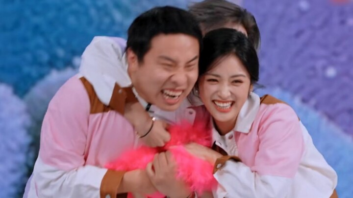 Cười vỡ bụng! Chỉ trong 3 phút mà cười đến 10.086 lần, combo nhanh nhất lịch sử, hài hước bùng nổ!