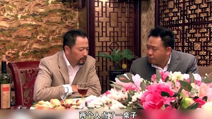 Bos besar makan di restoran mewah malah diremehkan, namun satu kalimat darinya justru mengajarkan pe