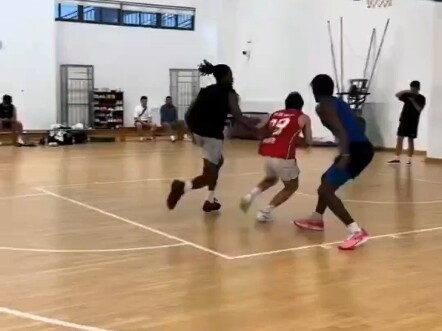 Video tập luyện gần đây của Ke Ran: So với thời kỳ Zooparty thì đã tiến bộ hơn chưa?