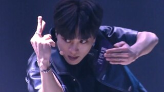 糊男团竞演节目《Stray Kids - MANIAC》舞台公开！