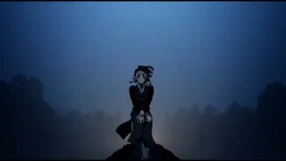 I feel like Tanjiro here looks more like a demon.