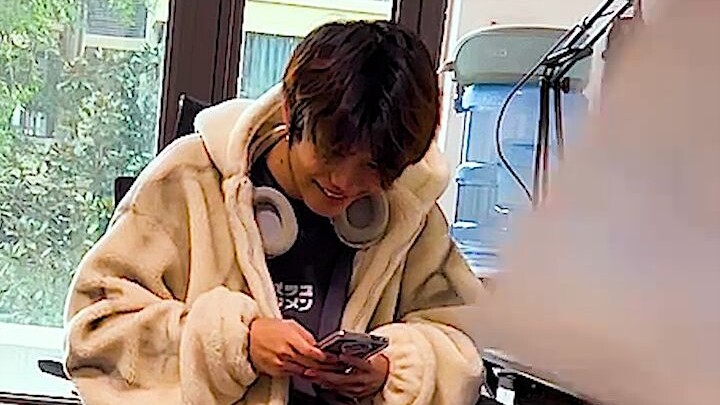 8 วินาทีสอนคุณทำตัวน่าหมั่นไส้กับเพื่อน!