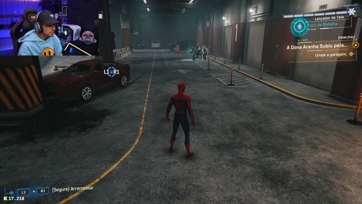 CORINGA JOGANDO HOMEM-ARANHA!