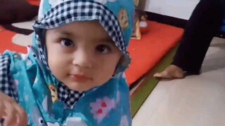 Queensha Said : " Jangan lupa sholat ya"