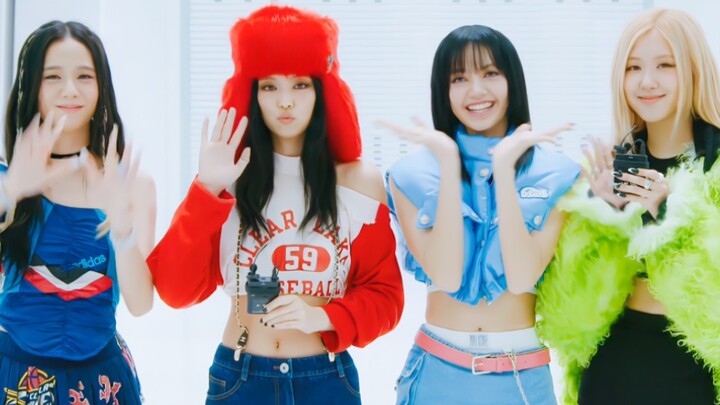 Chinese subtitles. Behind-the-scenes footage from the BLACKPINK "Shut Down" music video released.
