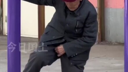 7 เม.ย. ที่จี๋หลิน: คุณลุงโชว์สกิลเทพ ดูตอนต้นแล้วเดาตอนจบไม่ได้เลย! ชาวเน็ตบอก: “คุณลุงของเธอก็ยังเ