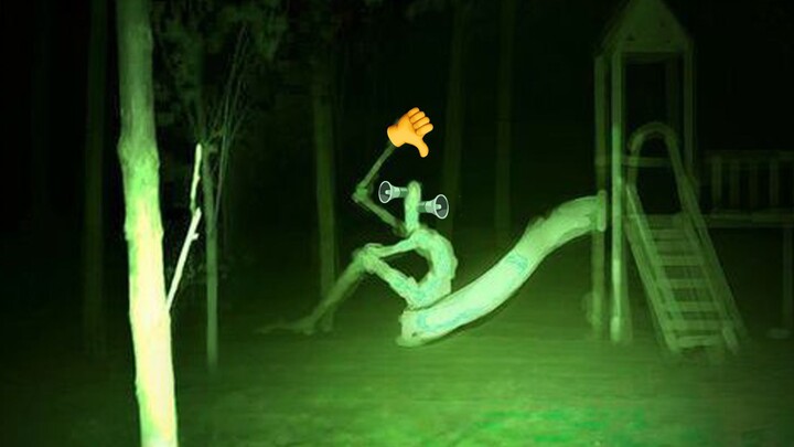 Makhluk Raksasa Menyeramkan → Kepala Sirene ☝️🔉🔊