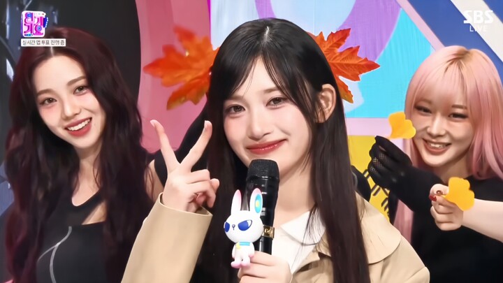 Cùng xuất hiện trong khung hình mới thấy nhan sắc của Lý Thụy thực sự đỉnh cao!