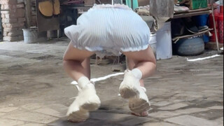 استخدم أسياخ الزجاج لخداع صاحب الشواء