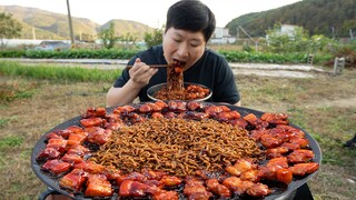 불닭소스로 맛있게 구운 불닭삼겹살과 짜파게티의 조합! (Hot spicy Samgyeopsal & Chapagetti) 요리&먹방!! - Mukbang eating show