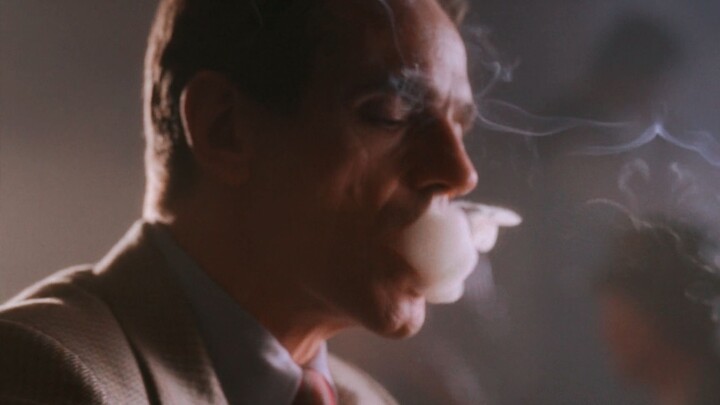 Jeremy Irons | Who’s been “shaved” by Daddy again!