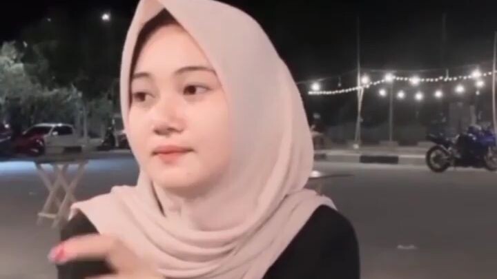 siapa yang pacarnya gak mau di vidio angkat tanggan ☝