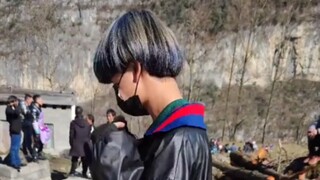 Hãy lắng nghe biển cả bao la và bầu trời, hãy trở thành một sát thủ của các cô gái